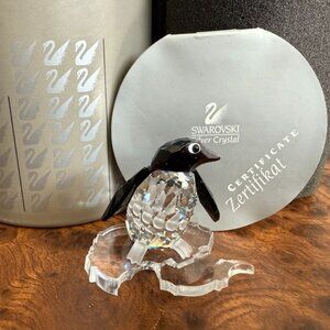 Swarovski Madame Penguin 1996 On Ice- “Kingdom Of Ice & Snow” Retired 206997 199